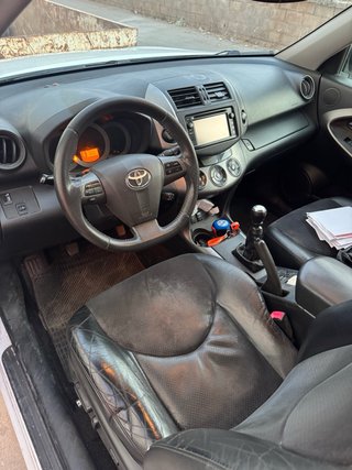 Toyota RAV4 2012
