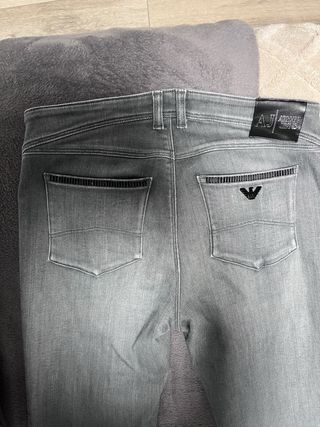Vaqueros grises