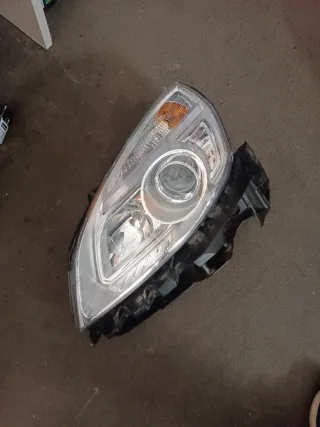 Faro Izquierdo Renault Scenic 06-09