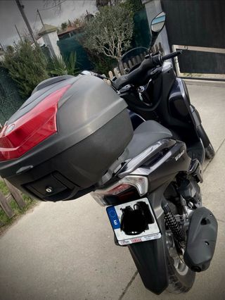 Yamaha Tricity 125CC Scooter Automático