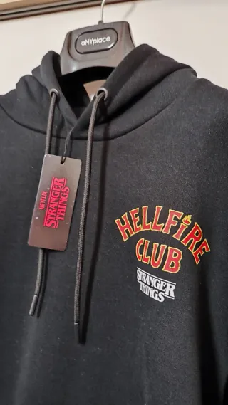 Felpa Stranger Things taglia XL nuova cartellino