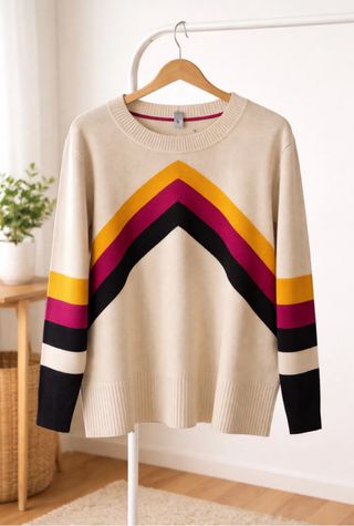 Jersey beige con V multicolor fucsia negro