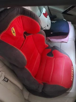 Silla coche Ferrari roja y negra