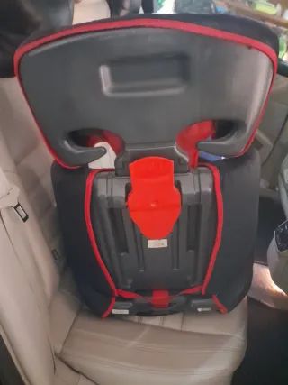 Silla coche Ferrari roja y negra