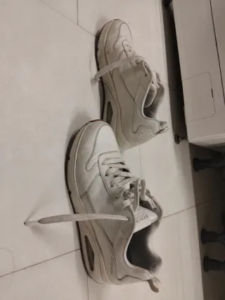 Skechers Los Ángeles Talla 44 EUR