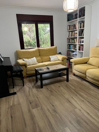 Casa en venta. Villanueva de la Torre.   310.000€