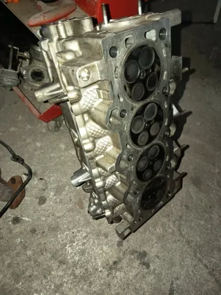 Culata de motor Hyundai i30 o Kia crdi gasoil 1.4