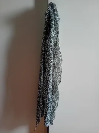 Fular Foulard donna fantasia fiori bianco nero