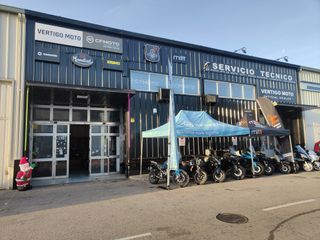 CFMOTO 450 MT Akrapovič Ed. Limitada