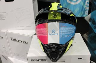 CFMOTO 450 MT Akrapovič Ed. Limitada