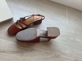 Zapato destalonado piel marrón Sezane