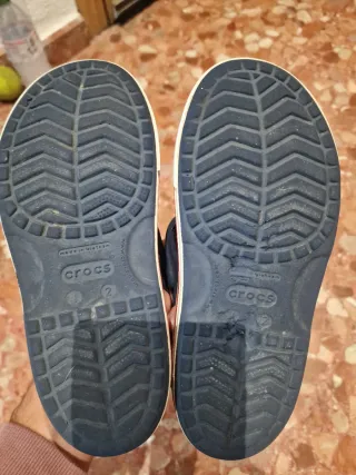 Sandalias Crocs Adolescente Azul. J2