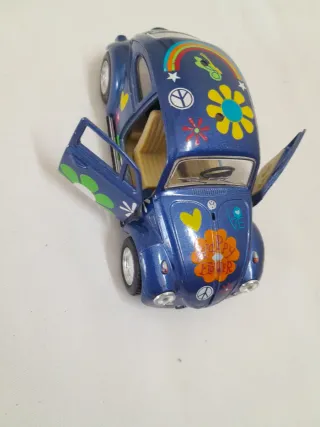 Modellino Maggiolino Blu Decorato