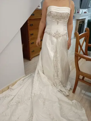 Traje de Novia Blanco Bordado