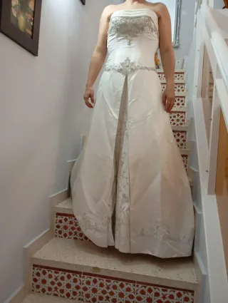 Traje de Novia Blanco Bordado