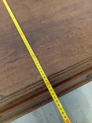 Arca antigua de madera