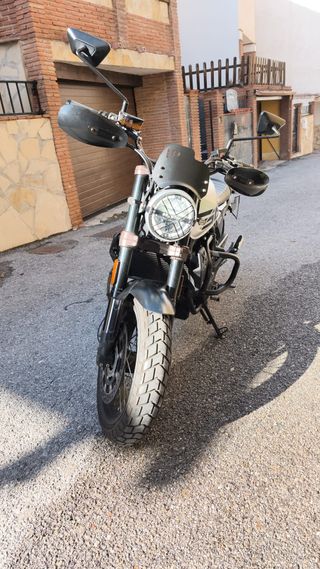 Brixton Crossfire X 500cc Moto