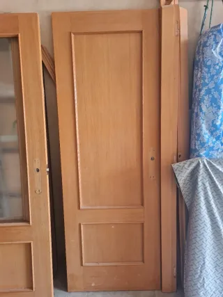 Puertas interiores de madera con cristal Todas 50€