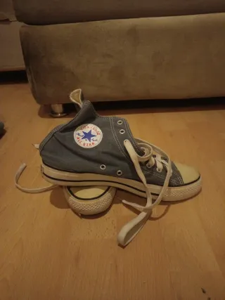 Converse grises altas