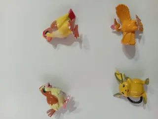 Lote figuras antiguas Pokémon