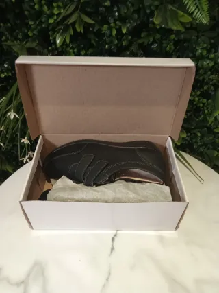 NUEVOS!! Zapatos de PIEL negros