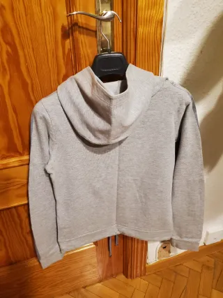 Sudadera Adidas Gris con Capucha talla M