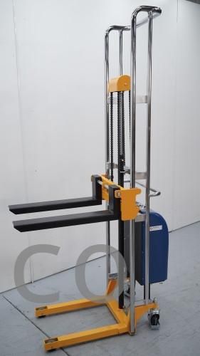 Apilador Eléctrico 400 Kg - 2000 mm - 10559