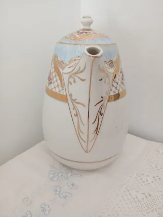 JUEGO DE CAFE ANTIGUO DE PORCELANA