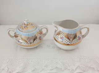 JUEGO DE CAFE ANTIGUO DE PORCELANA