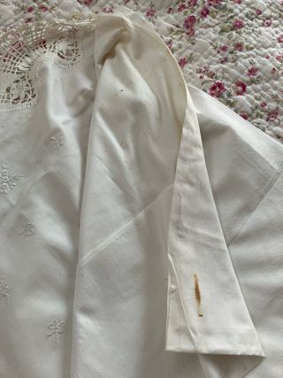 Sabanas de hilo con blonda 200 ancho x250 largo