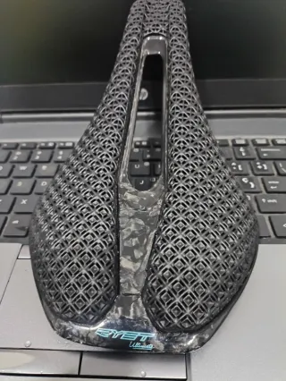 Sillín Bicicleta MTB Carbono Ultraligero