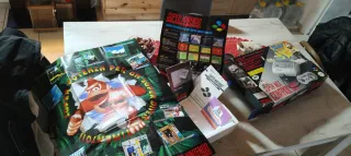Super Nintendo con scatola e accessori