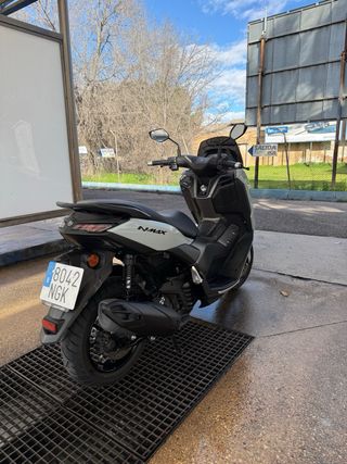 Yamaha NMAX Tech MAX 2025