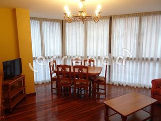 Piso en alquiler en Centro - Ayuntamiento en Santander