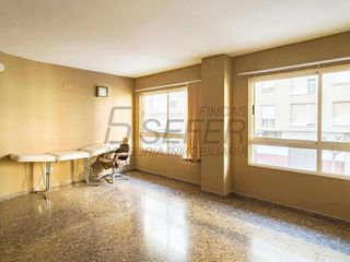 Oficina en venta en El Pilar en Villarreal