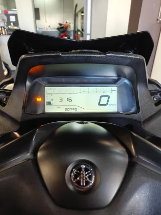 Yamaha Tricity 300 ABS cambio de nombre incluido