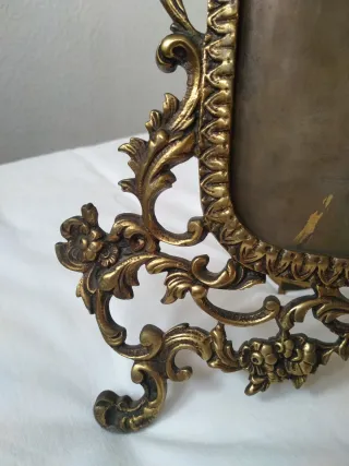 Marco de bronce antiguo estilo vintage