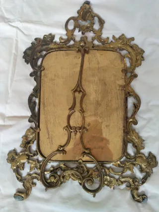 Marco de bronce antiguo estilo vintage