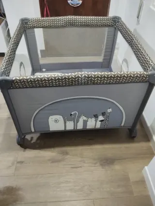 Parque infantil con animales