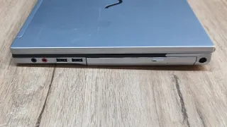 Portátil Sony Vaio VGN-FZ18E Intel Core2Duo T7100