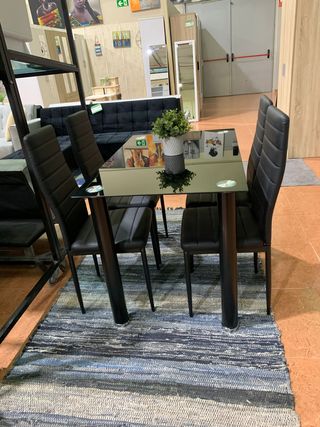 Comedor cristal + 4 sillas dt-18