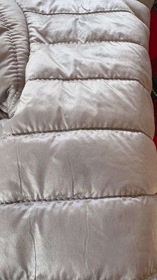 Chaqueta para perro con capucha