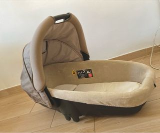 Bebeconfort Elea Silla de Paseo + Capazo + grupo 0