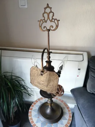 Velón de aceite antiguo de artesanía de Córdoba