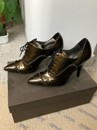 Scarpe con tacco in vernice cafènoir