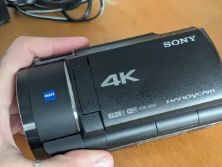 Videocámara Sony FDR-AX43 4K
