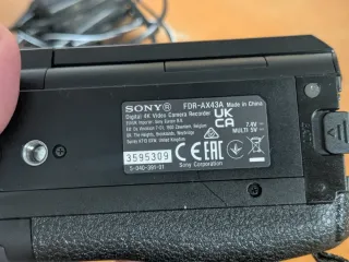 Videocámara Sony FDR-AX43 4K