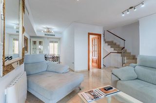 Casa adosada en venta en Elviria en Marbella
