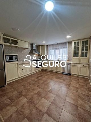 Chalet en alquiler en Fresnos en Torrejón de Ardoz