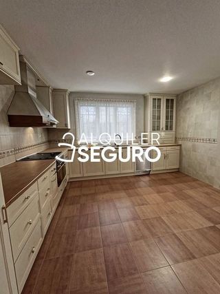 Chalet en alquiler en Fresnos en Torrejón de Ardoz